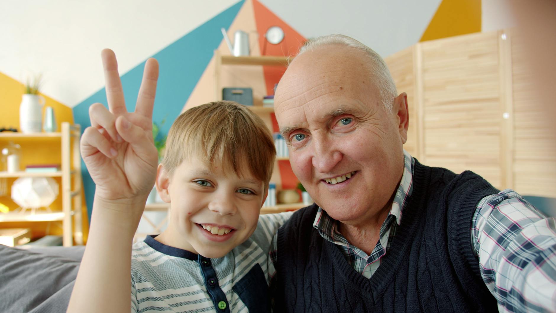 7 Signs Cataracts Are Affecting Your Lifestyle