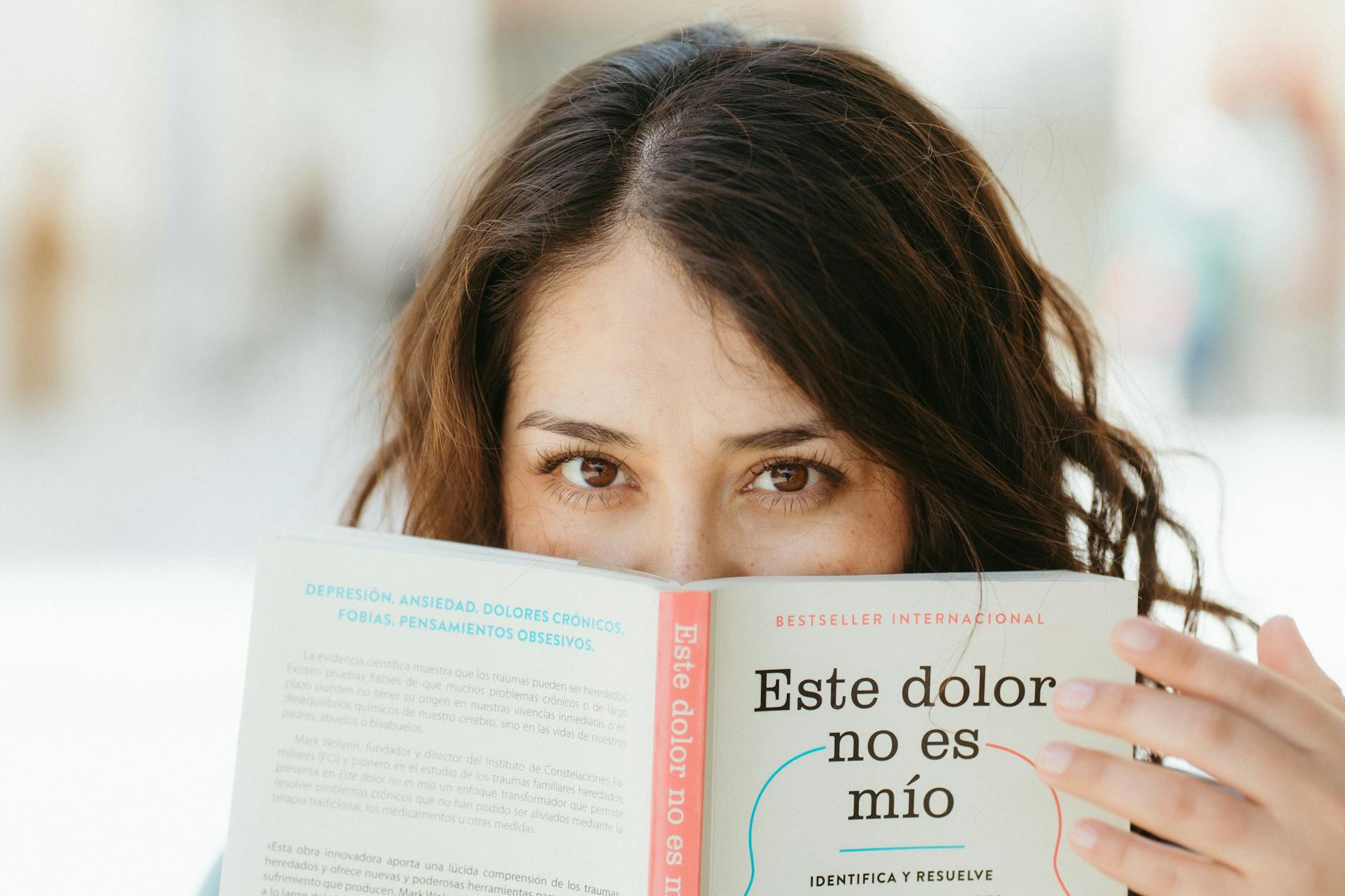 Discover how presbyopia and cataracts are diagnosed and when to seek help